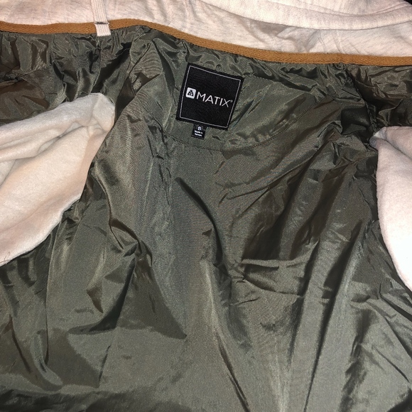 Matix Jacket - Picture 4 of 4